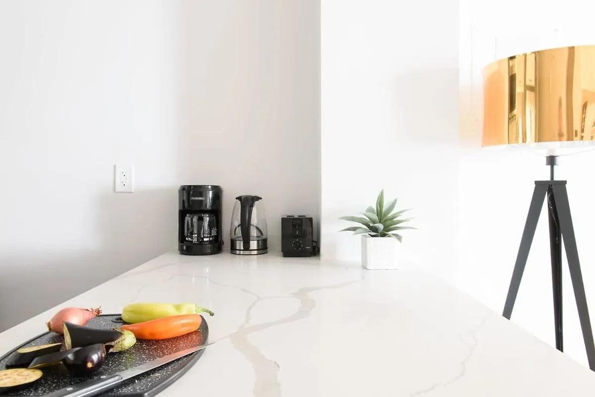 1597-Phn Ph Duplex -Private Outdoor 2Bath Apartment New York 0*,  United States