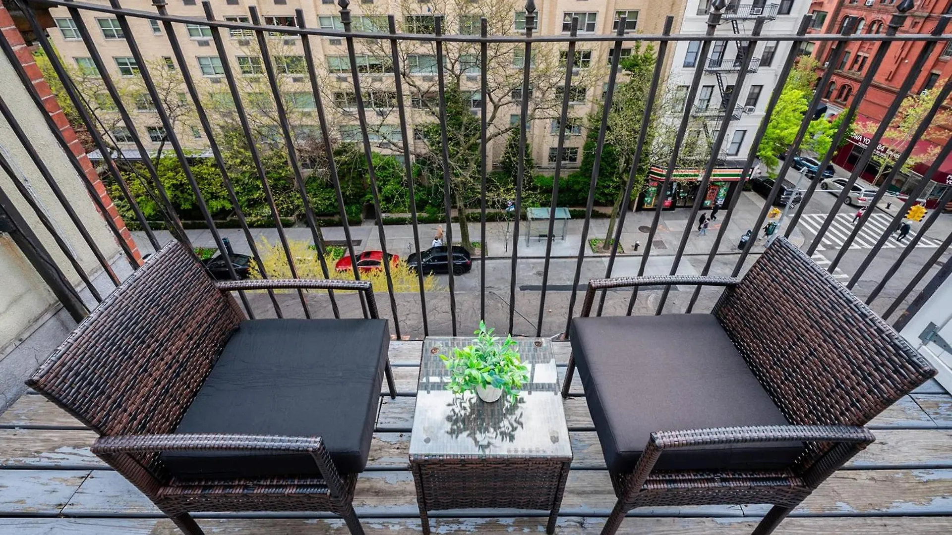 1597-Phn Ph Duplex -Private Outdoor 2Bath Apartment New York United States
